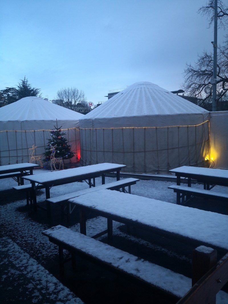 Fondue dans une yourte