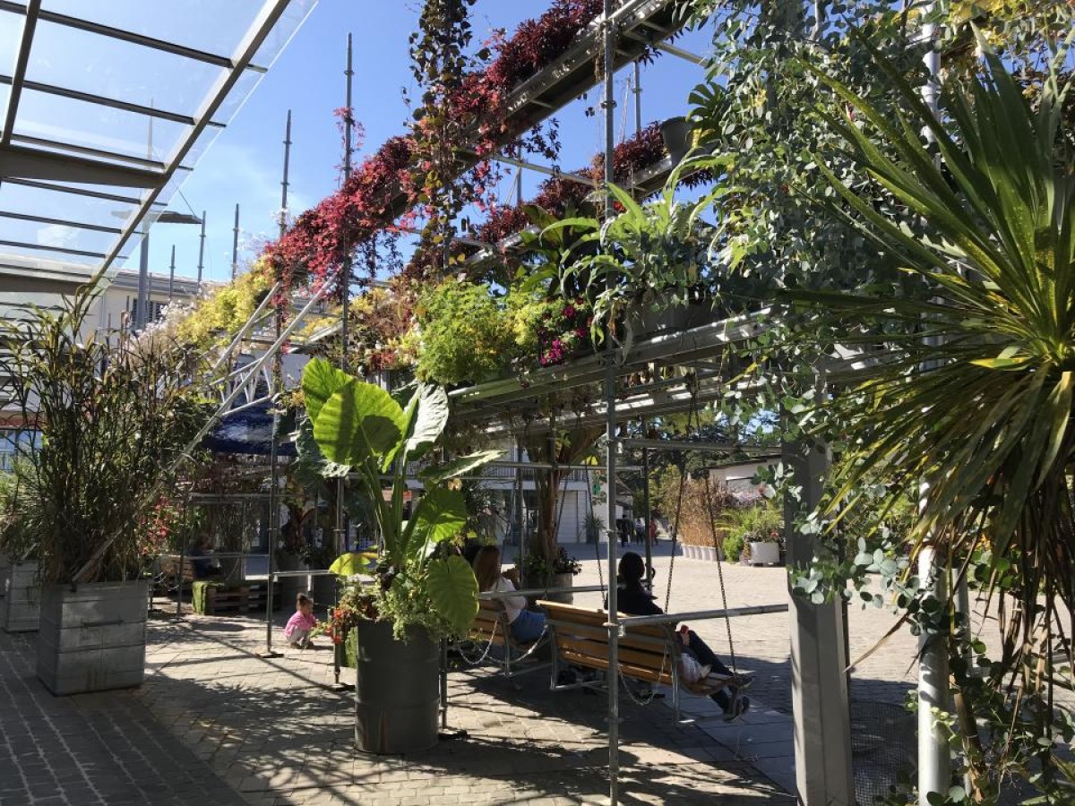 Jardins suspendus et balançelles