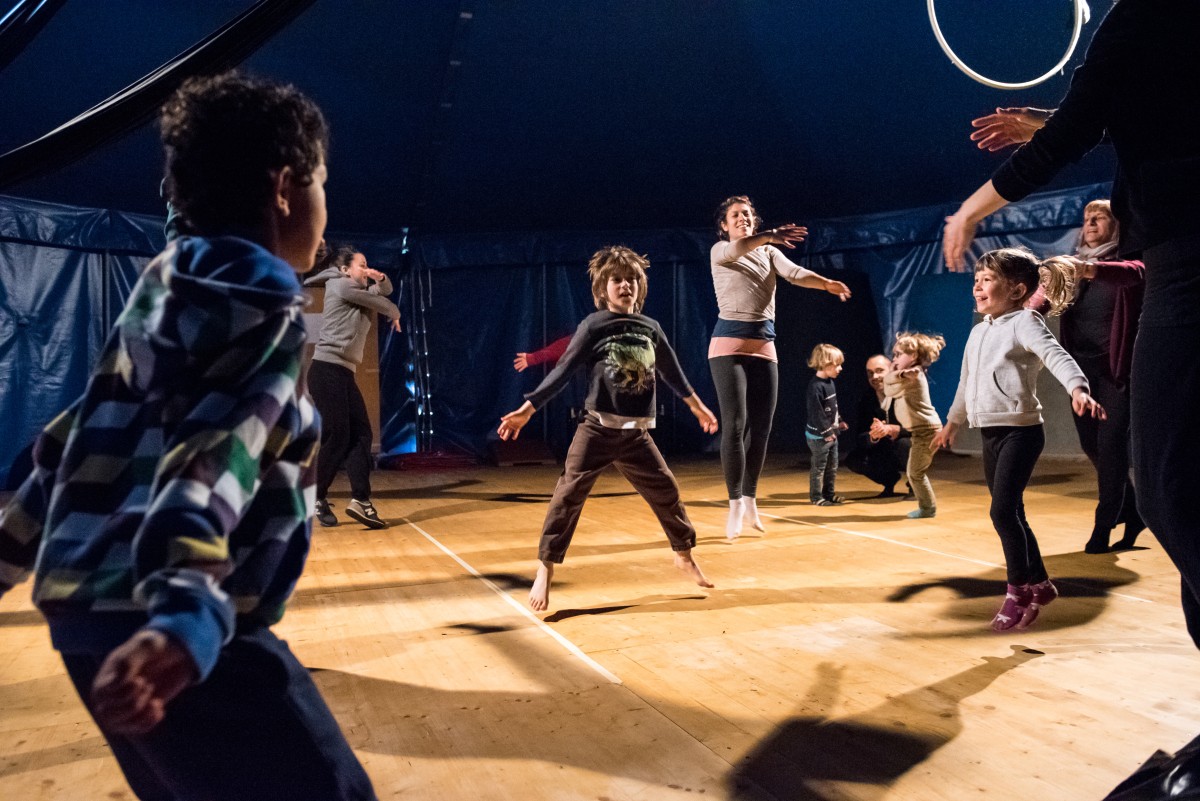 Atelier Danse en famille (c) Laurent Barlier
